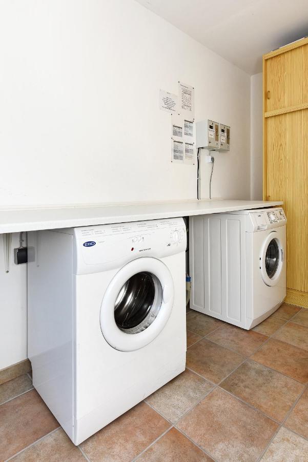 Ferienwohnung Wattgefluester エセンス エクステリア 写真