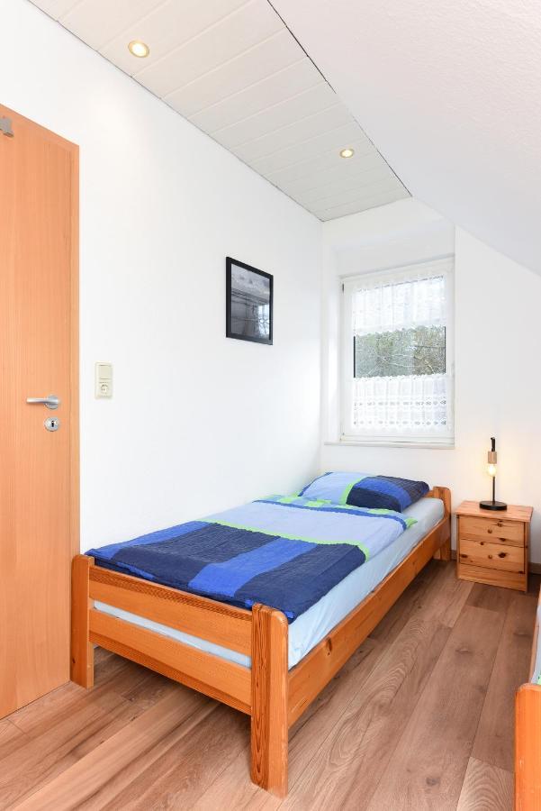 Ferienwohnung Wattgefluester エセンス エクステリア 写真